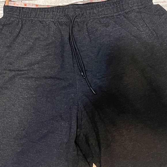 Eddie Bauer Pull On Elastic Waist Drawstring Shorts Pockets Dark Gray Men Medium - Picture 9 of 10